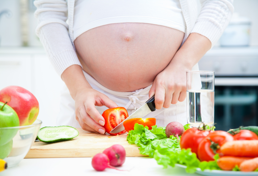 Eating Healthy for two- The do’s and don’ts of your Pregnancy diet